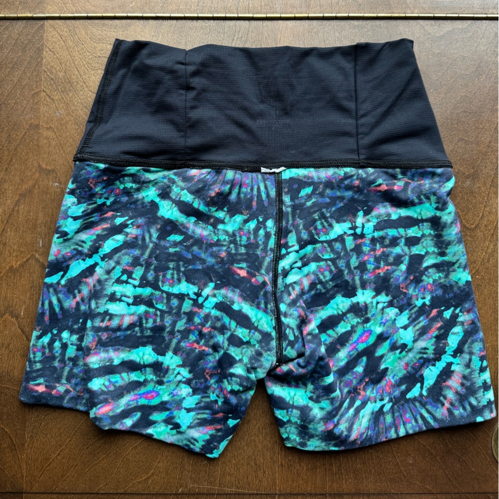 XS Perspective multicolor 5in running shorts - Picture 3 of 5